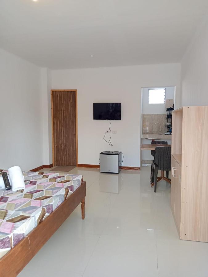 __Aplaridel Inn Suites__ Angeles Esterno foto