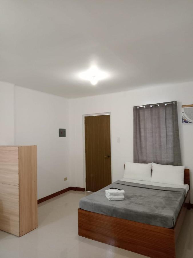 __Aplaridel Inn Suites__ Angeles Esterno foto