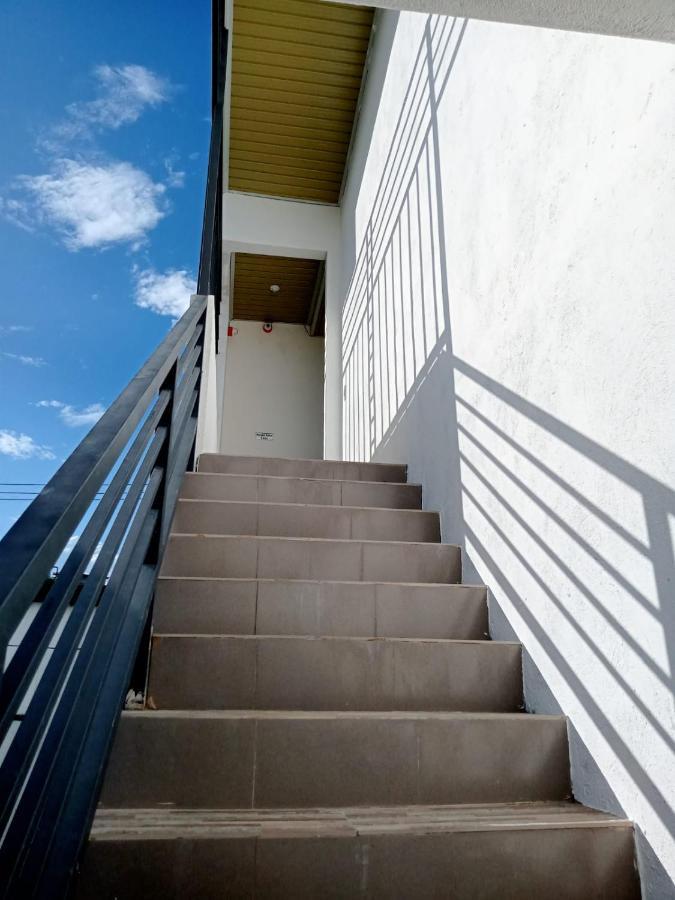 __Aplaridel Inn Suites__ Angeles Esterno foto