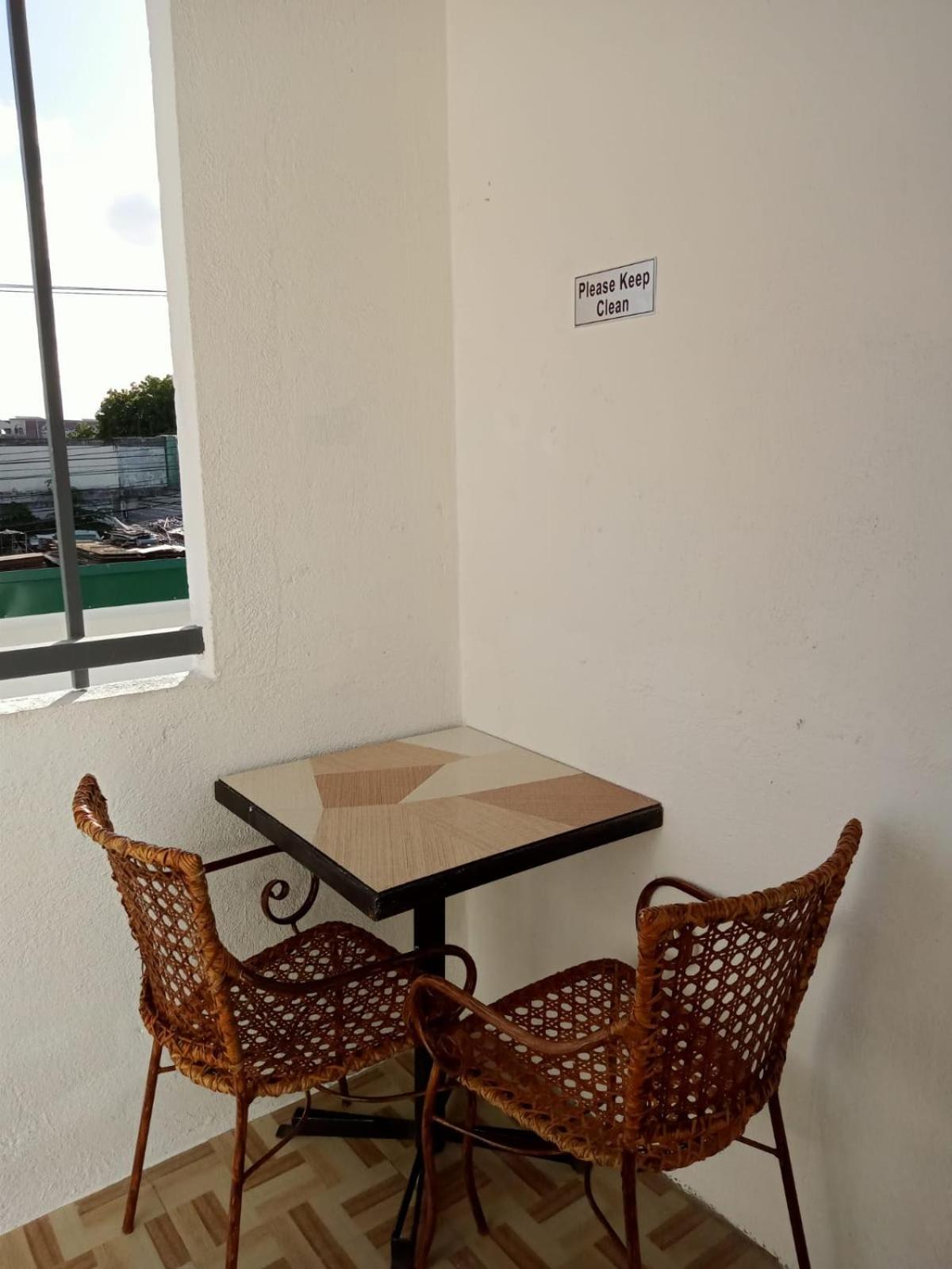 __Aplaridel Inn Suites__ Angeles Esterno foto